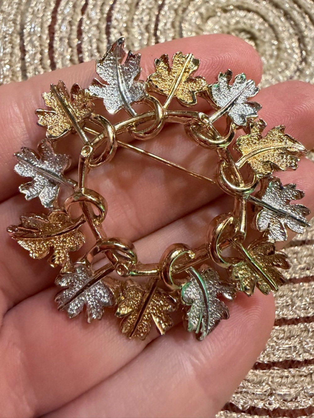 Vintage Sarah Coventry Leaf Wreath Brooch Gold Silver Tone Signed